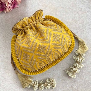 Leela Heritage Yellow Bridal and wedding Potli, ręcznie robiona torebka etniczna dla kobiet, prezent ślubny i rocznicowy dla niej, świąteczny Diwali