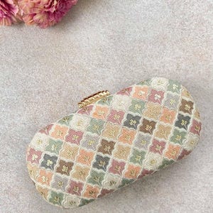 Aza Capsule-clutch, handgemaakte clutch voor vrouwen, Diwali-cadeau, trouwtas