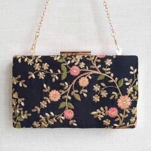 Floral creeper box clutch - Black