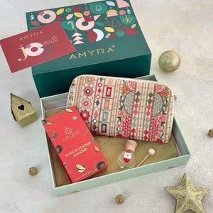 Cesto di Natale - Portafoglio Rafia - Scatola Profumata e Gourmet, regali per lei
