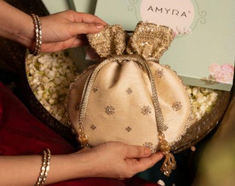 Azai embroidered wedding favor potli - Set of 10, Gifts for your loved ones, Diwali gifting,  wedding favour boxes, bridesmaid gifts