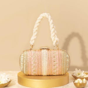 Clutch cápsula bordado Naaz - Pastel, seda polivinílica bordada con zari, clutch de boda, bolso de novia, clutch artesanal para Diwali, borla de cuentas
