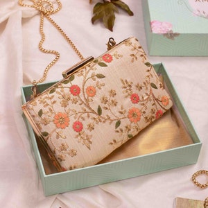 Floral Creeper Box Clutch Wedding Favors - Pastel Set of 10