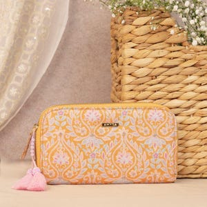 Cartera bordada Nyra - Mostaza, Cartera de noche, Boda blanca, Bolsos florales, Clutch premium de diseñador, Regalos para ella, Bolso para invitada de boda
