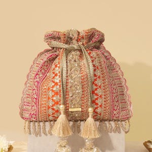 Naaz Potli - Naranja y Rosa, bolsa diwali potli, bolso de seda bordado Zari, bolso nupcial, potli indio hecho a mano, lujoso bolso de borla de oro