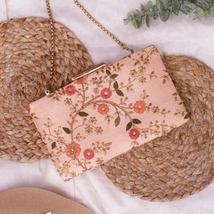 Floral creeper box clutch - Peach