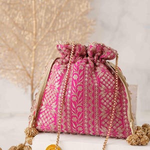 Mirai bordado potli - Rosa, regalo de bodas, diseñador y bolso de boda, regalo de aniversario para ella, obsequio de Diwali