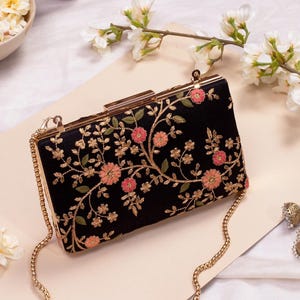 Pochette boîte creeper florale - Noir, sac à bandoulière pour soirée, pochette brodée, pochette en soie florale, sac de mariage