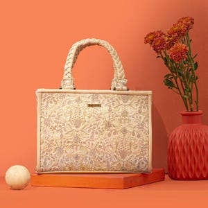 Bolso bordado Zen - Beige, bolso hecho a mano para mujer, bolso tote floral, bolso pequeño para brunch, regalo para mujer