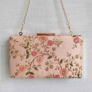Floral creeper box clutch - Peach