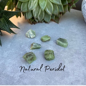 Peridot Raw Crystal - Pietra preziosa grezza naturale