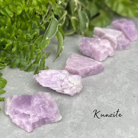 クンツァイト 結晶 原石 B クンツァイト 天然原石 - 原石 - Etsy 日本