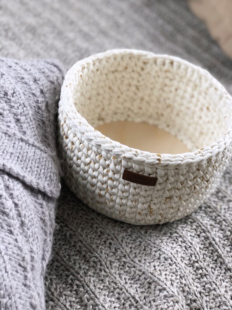 Kleiner Aufbewahrungskorb Gehäkelt runder weißer Korb. | Etsy