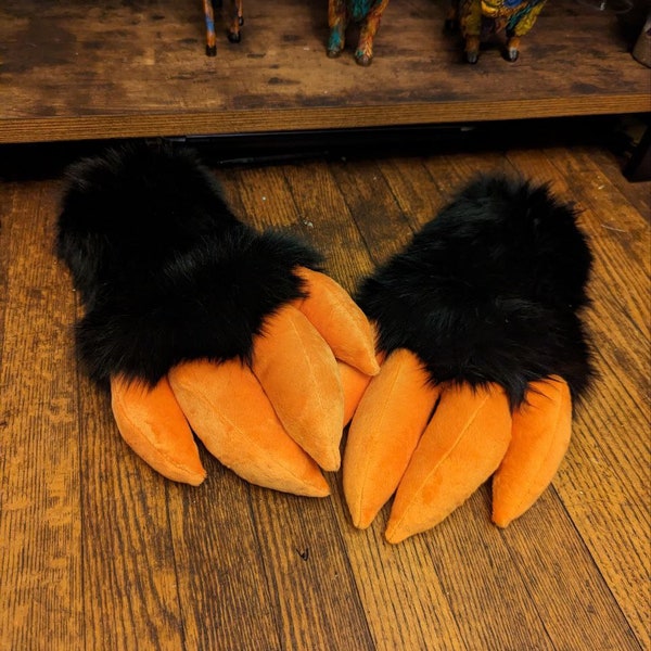 MTO / Wicker Beast Paws / furry / fursuit / wicker beast / monster / claws / 4 fingered / made to order / stuffed tails fursuits