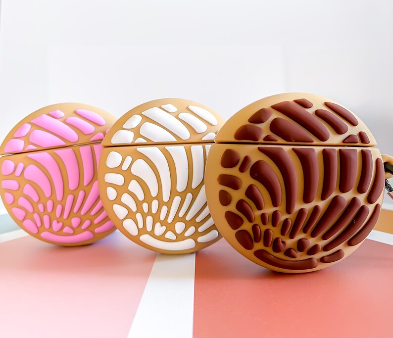 CONCHA AIRPOD CASE