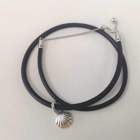 ネックレス・チョーカー Shell Necklace (Black) Pandora BLACK LEATHER SEASHELL Choker Necklace - Etsy