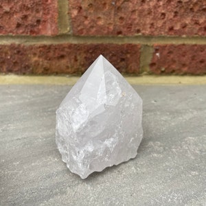 Quartz Point Clear Quartz Polished Cut Base Tower Free Form Obelisk Protection Crystal