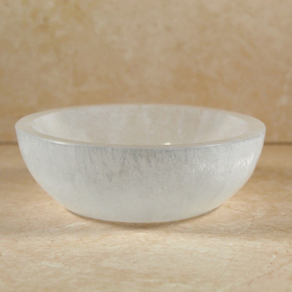 Selenite Bowl, 12 cm Charging And Cleansing Bowl For Crystals Gift For Home Decorative Altar Bowl