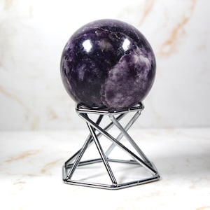 Sfera di lepidolite Sfera di pietre preziose di lepidolite Sfera di cristallo viola intenso
