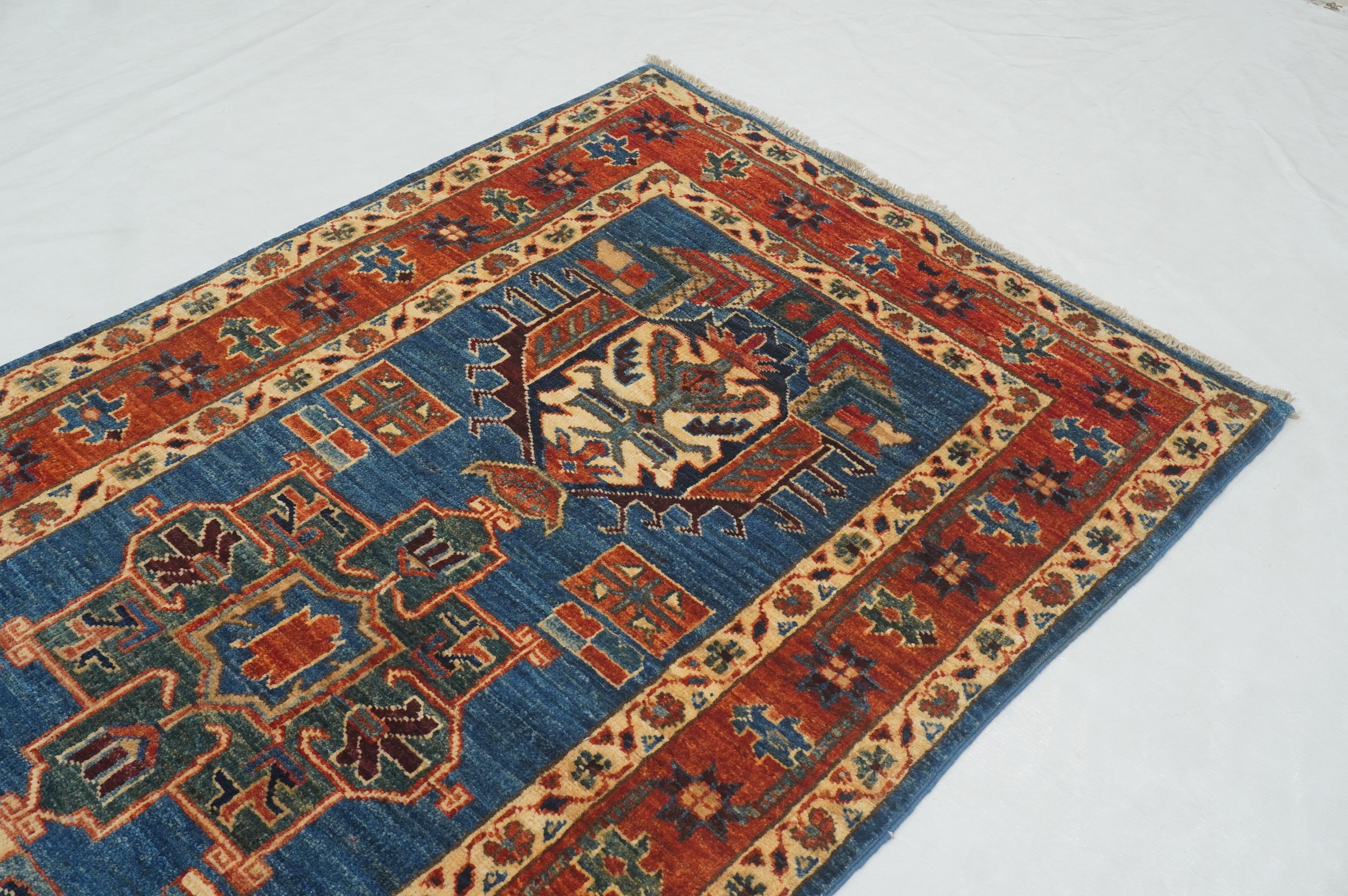 11フィートのブルーアフガンカラジャランナーラグ：手織りウール、2