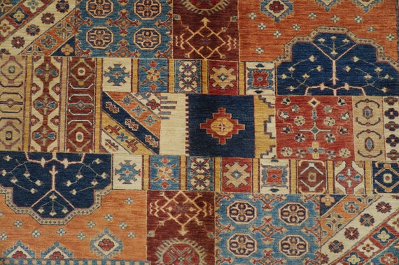 6 x 8フィートのアフガンパッチワークラグ：手織りウール、植物染料