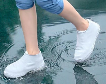 QINGLER Black Waterproof Rain Boot Shoe Cover with Reflector 2 Pairs Reusable & Folding Non-Slip Snow Rain Boot Shoe Cover with Zipper for Men Women Rain Gear 