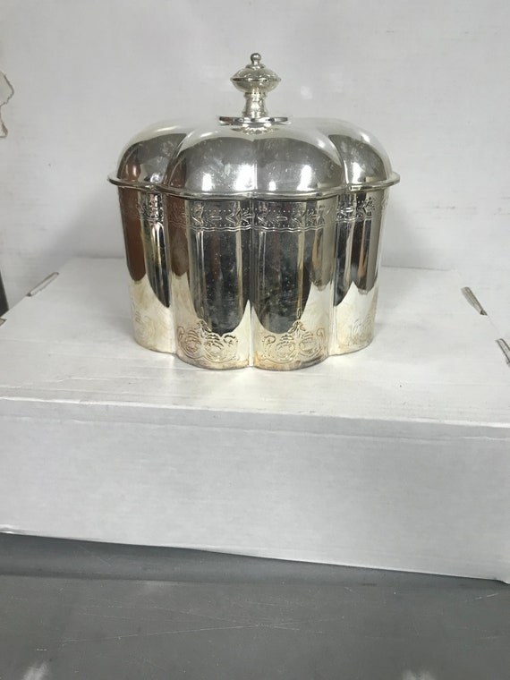 Vintage Silver Plated Round Jewelry Box