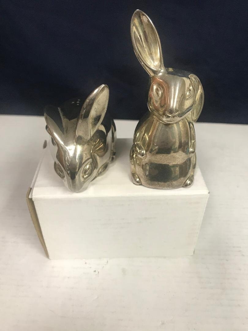 Vintage Rabbit Salt and Pepper Shakers Etsy