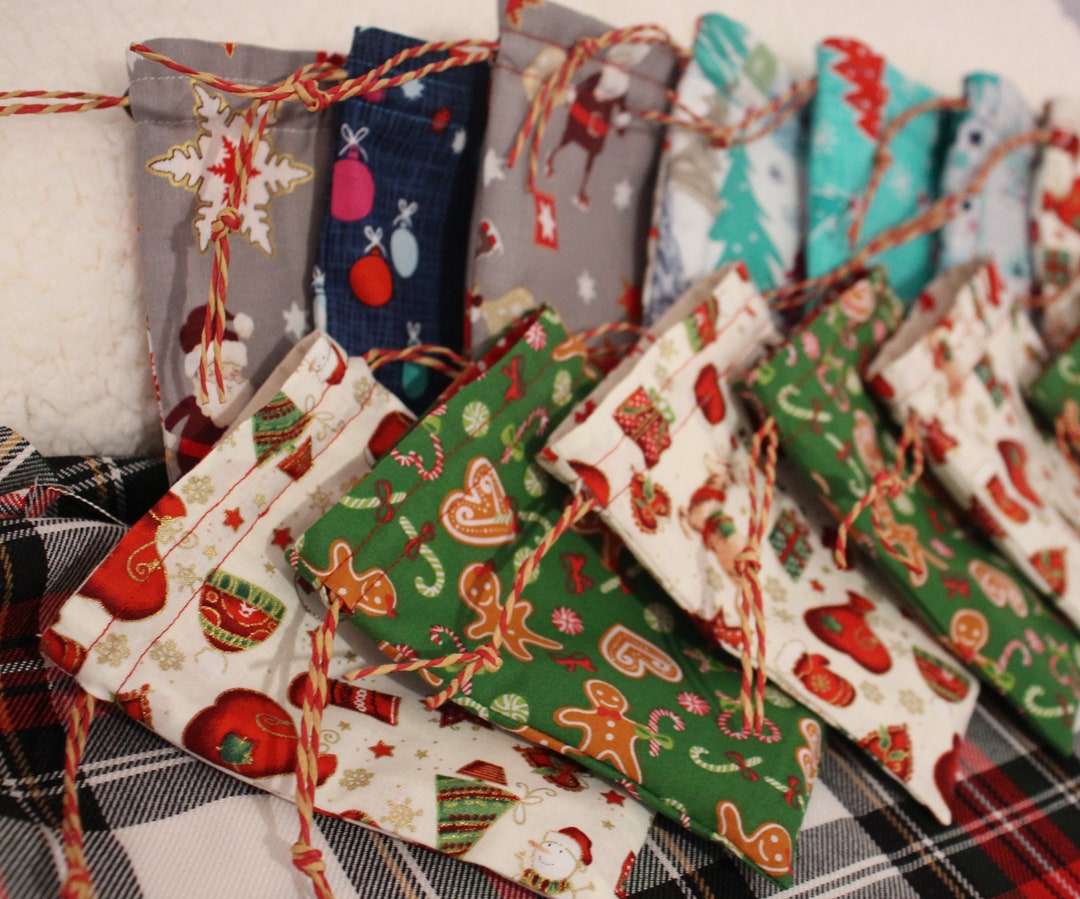 Christmas Fabric Gift Bags Reusable Wrapping Mini Santa Sacks Lined