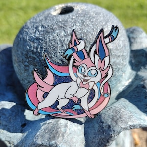 Lint "Fairy Fox" pin | Anime /Manga/ Videogame/ Pink Magic/ Fancy/ Elemental/Monster/ Creature Emaille pin