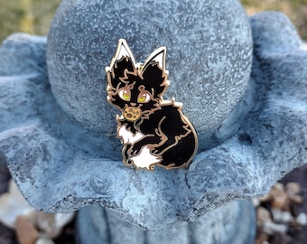 Fursona Pins #498 Pip (Kip) (variante negra) / Pin de esmalte felino/canino/zorro-gato/feral/peludo