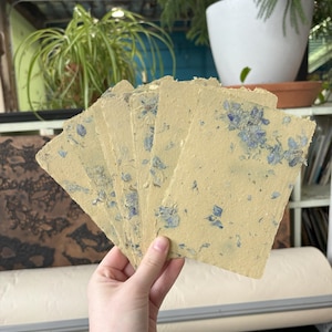 Papel floral chartreuse hecho a mano