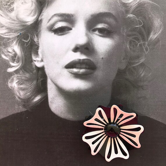 Cool black White 1960’s enamel flower brooch, flo… - image 2