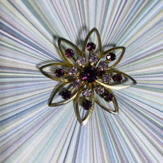 Vintage purple and Gold-Tone Atomic Starburst Pin… - image 3