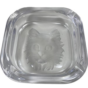 Cenicero de gato de cristal de plomo parcialmente esmerilado Cristal de Sevres de la década de 1970
