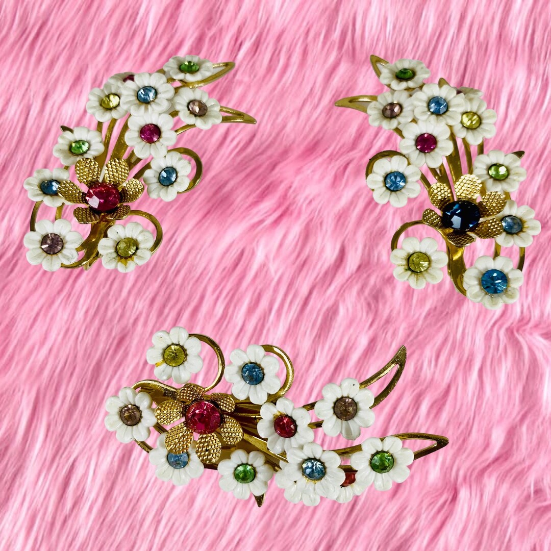 Vintage Emmons Clip Earrings and Pin Set Little Daisies Pastel Multi