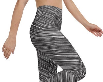 High Waist Yoga Leggings, Black and White Striped Leggings, 38-40 UPF, Super Soft and Stretchy, Covers the Belly, Static Pattern, Yoga Pants