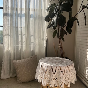 Vintage round table runner, handmade crochet table runner