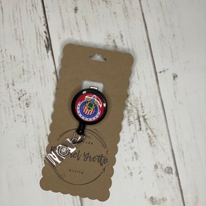 Retractable Badge Holder - Club Guadalajara Chivas Soccer Logo - Liga MX Fútbol - Football Name Badge Reel Employee ID Card Clip - Fan Gift