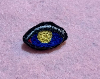 Full Moon Embroidered Eye Brooch