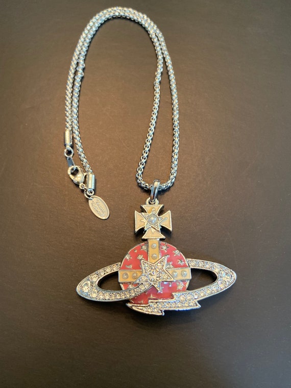 Vivienne Westwood Saturn Necklace -  Finland