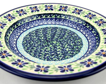 Polish Pottery Pasta Bowl 9.5 Inch Diameter in Sweet Violet Pattern from Zaklady Ceramiczne Boleslawiec