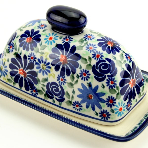 Polish Pottery Butter Dish From Zaklady Ceramiczne Boleslawiec DU126 Pattern, Dimensions: 7.5 Inch X 4.4 Inch