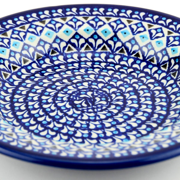 Polish Pottery Pasta Bowl 9.5 Inch Diameter from Zaklady Ceramiczne Boleslawiec in Blue Diamond Dream Pattern