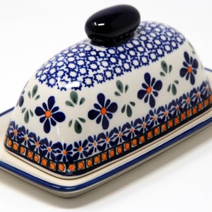 Polish Pottery Butter Dish From Zaklady Ceramiczne Boleslawiec Mosaic Flower Pattern, Dimensions: 7.5 Inch X 4.4 Inch