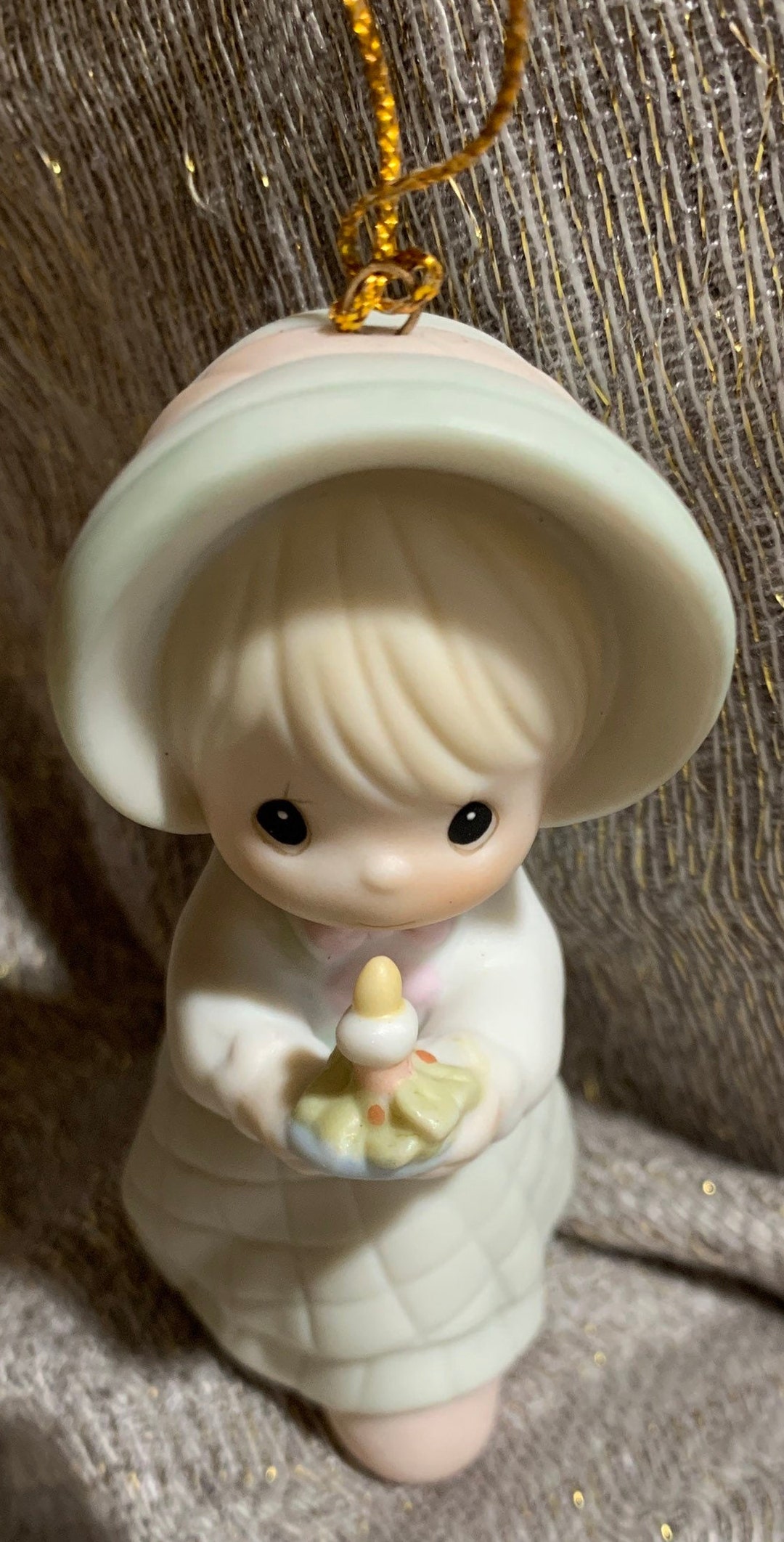 New Precious Moments Christmas Ornament "share in the Warmth of ...