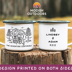 Personalized Hiking Couple with Dog Gift, Custom Hiker Dog Lovers Enamel Camp Mug, Unique Outdoor Camping Gifts for Dog Mom Dad Couples