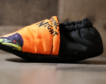 grinch moccasins