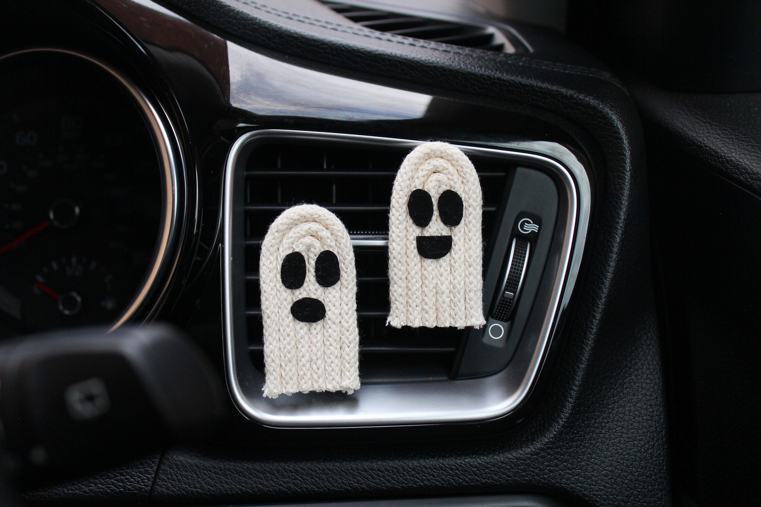 2023 Halloween Ghost Car Decor Pink Auto Interior Accessories Cute