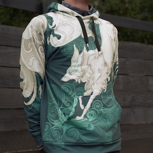 Sudadera con capucha de zorro japonés con espíritu de fuego verde - Suéter de zorro mágico - Sudadera con capucha kitsune de estilo japonés - Sudadera de zorro - Arte de zorro fantástico